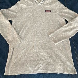 Vineyard vines sweater